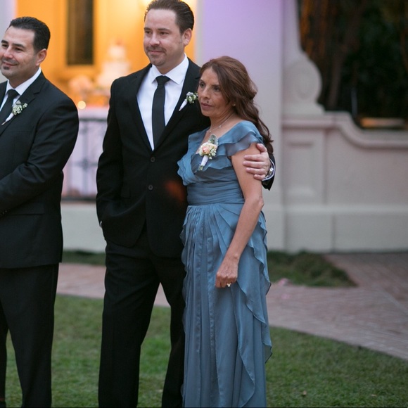 Adrianna Papell "Irri" gown - Picture 5 of 5